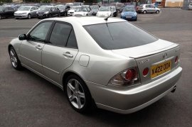 Lexus IS 200 2.0