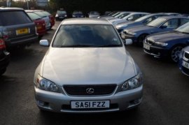 Lexus IS 200 2.0