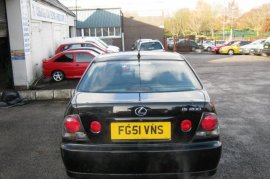 Lexus IS 200 2.0