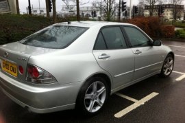 Lexus IS 200 2.0