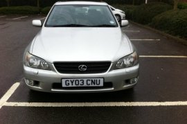 Lexus IS 200 2.0