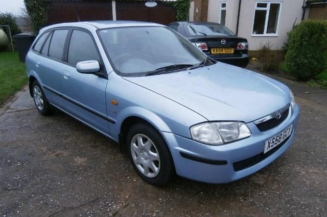 Mazda 323 1.3