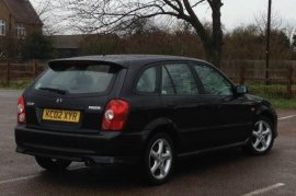 Mazda 323 2.0