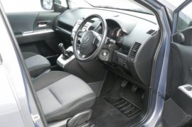 Mazda MAZDA5 2.0