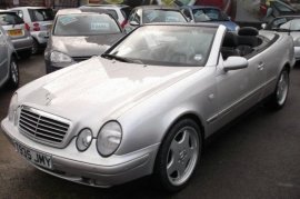 Mercedes-Benz CLK 230K Avantgarde 2dr Tip Auto 2.3