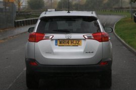 Toyota RAV4 5-DR 2.0 D-4D