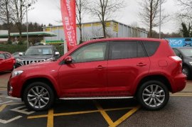 Toyota RAV4 5-DR 2.2 D-CAT