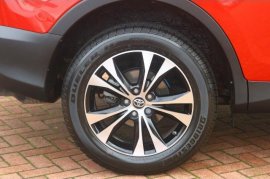 Toyota RAV4 5-DR 2.0 D-4D