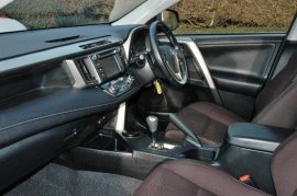 Toyota RAV4 5-DR 2.0 V-matic