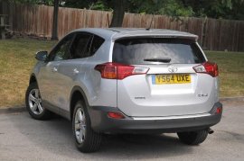 Toyota RAV4 5-DR 2.0 D-4D