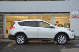Toyota RAV4 5-DR 2.2 D-CAT