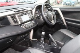 Toyota RAV4 5-DR 2.2 D-4D