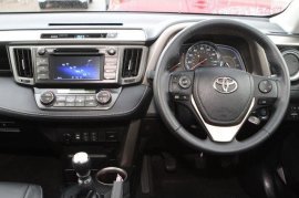 Toyota RAV4 5-DR 2.2 D-4D