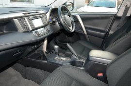Toyota RAV4 5-DR 2.2 D-CAT