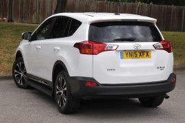 Toyota RAV4 5-DR 2.0 D-4D