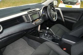 Toyota RAV4 5-DR 2.0 D-4D