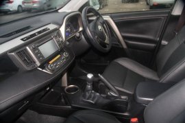 Toyota RAV4 5-DR 2.2 D-4D