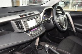 Toyota RAV4 5-DR 2.2 D-CAT