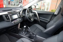 Toyota RAV4 5-DR 2.2 D-4D