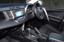 Toyota RAV4 5-DR 2.2 D-CAT