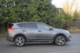 Toyota RAV4 5-DR 2.2 D-CAT