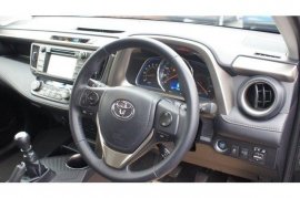 Toyota RAV4 5-DR 2.2 D-4D