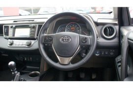 Toyota RAV4 5-DR 2.2 D-4D