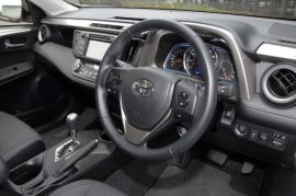 Toyota RAV4 5-DR 2.0 V-matic