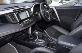 Toyota RAV4 2.5 VVT-i