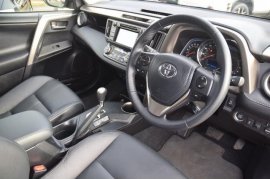 Toyota RAV4 5-DR 2.2 D-CAT