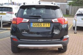 Toyota RAV4 5-DR 2.2 D-CAT