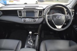 Toyota RAV4 5-DR 2.2 D-CAT