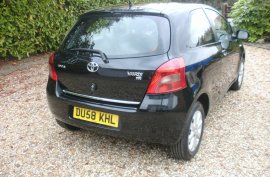 Toyota Yaris 1.0 VVT-i