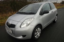 Toyota Yaris 1.0 VVT-i