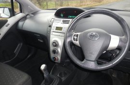 Toyota Yaris 1.0 VVT-i