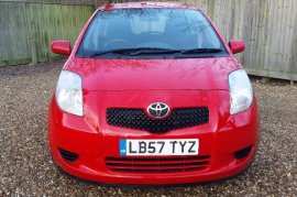 Toyota Yaris 1.0 VVT-i TR