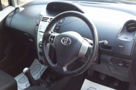 Toyota Yaris 1.0 VVT-i TR