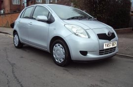 Toyota Yaris 1.0 VVT-i