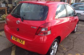 Toyota Yaris 1.0 VVT-i TR