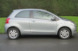 Toyota Yaris 1.3 VVT-i TR