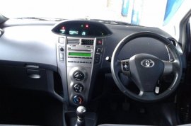 Toyota Yaris 1.33 VVT-i TR