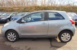 Toyota Yaris 1.0 VVT-i TR