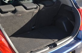 Toyota Yaris 1.0 VVT-i T3