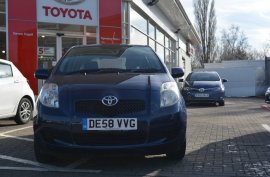 Toyota Yaris 1.0 VVT-i T3
