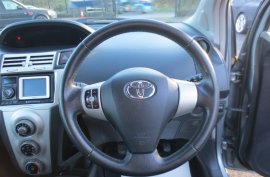 Toyota Yaris 1.4 D-4D SR