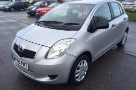 Toyota Yaris 1.0 VVT-i T2