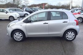 Toyota Yaris 1.0 VVT-i T2
