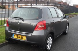 Toyota Yaris 1.3 VVT-i TR