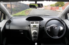 Toyota Yaris 1.3 VVT-i TR