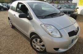 Toyota Yaris 1.0 VVT-i T2